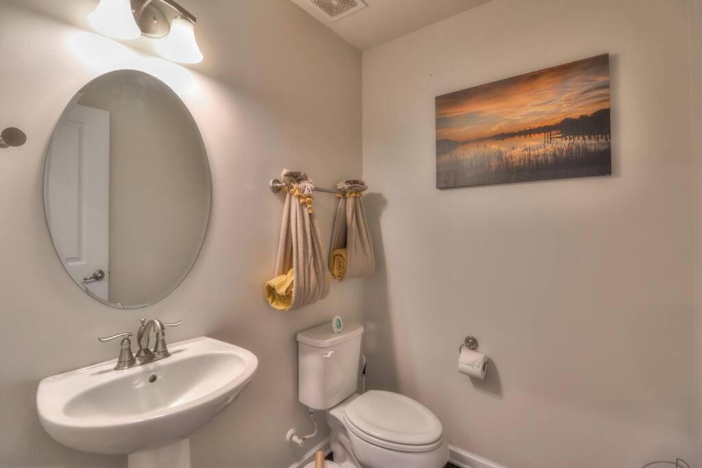 The Muirwood Lux Sleeps 10 Villa Murfreesboro Bagian luar foto